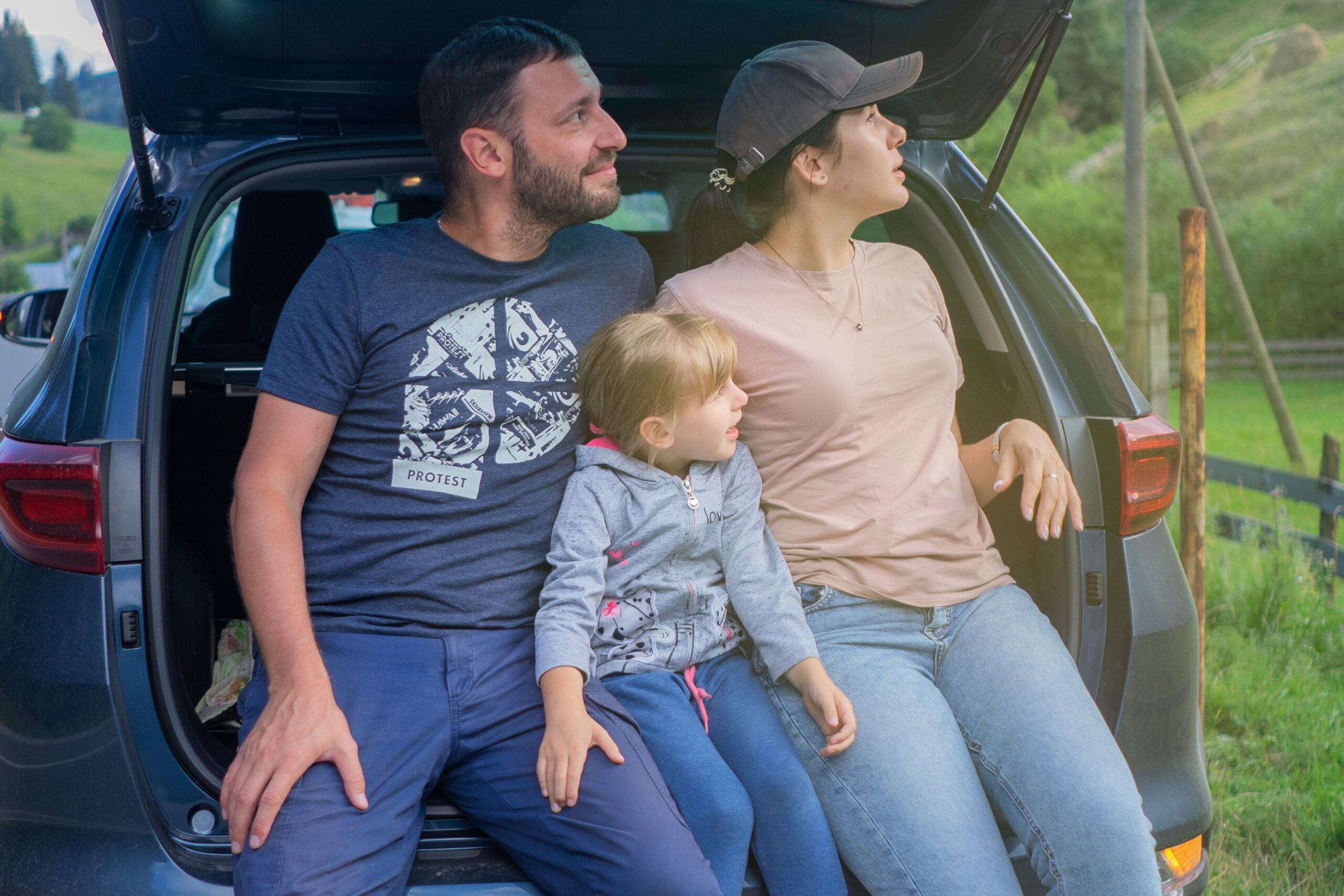 ¿Que tipo de coche es mejor alquilar para familias?